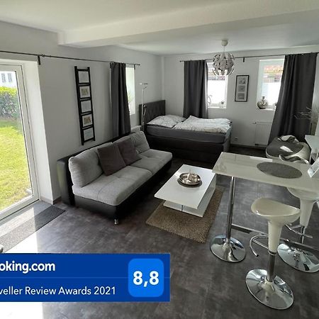 Bückeburg W1 - Kontaktloser 24H Check In, W-Lan, Netflix, Parkplatz, Kueche, Boxspring-Bett מראה חיצוני תמונה